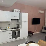 Mimi\'S House